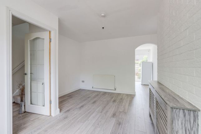 82 Honeywood Drive, Nottingham photo 4
