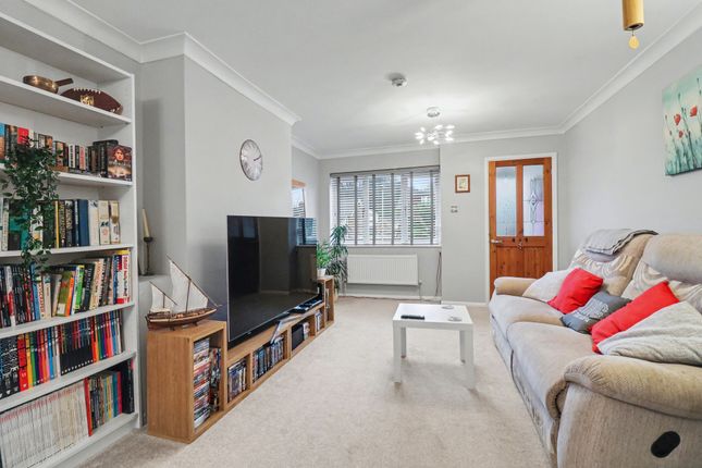 34 Estridge Close, Southampton photo 4