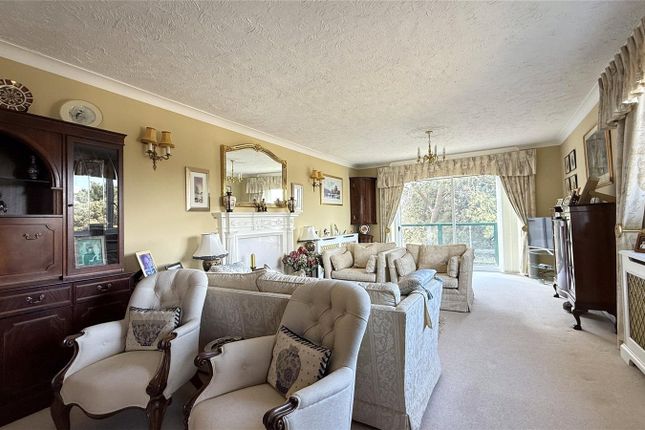 Flat 12, Heathside, 27, Avalon, Dorset photo 3