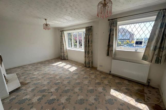 131, Coniston Avenue, Huddersfield photo 2