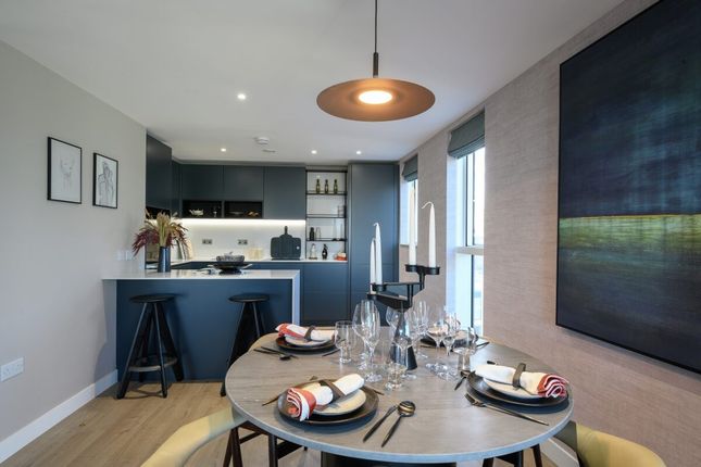 Flat for sale in Emerald Quarter, Woodberry Grove