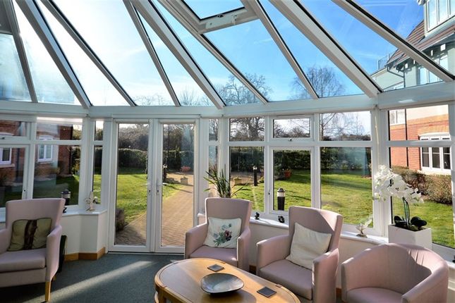19 Corbetts Way, Thame photo 4