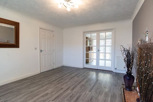 Kenmore Drive, Woodhall Spa photo 5