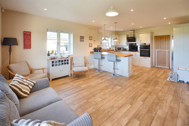 Orchard Lea House, Rivers Corner, Sturminster Newton photo 4