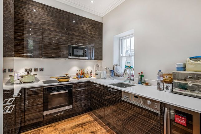 Flat G1 Garden House, 86-92, Kensington Gardens Square, London photo 3