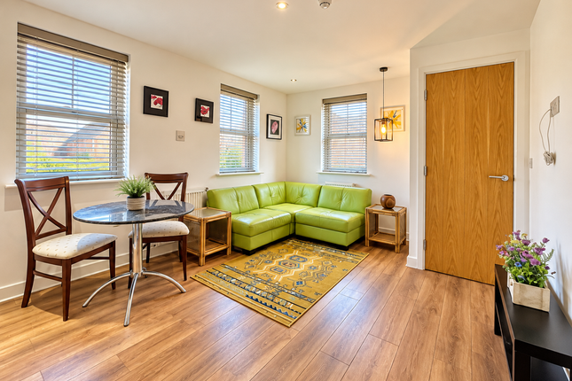 44, Cardwell Road, Leeds photo 2