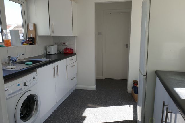 24 Sandown Road, Brighton photo 4