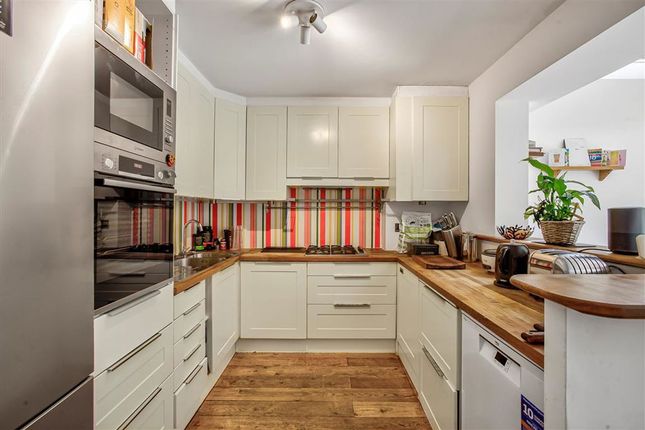 9, Kilmington Road, London photo 4