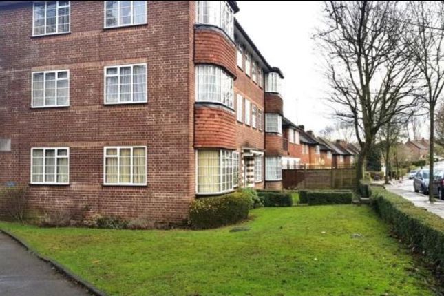 Flat to rent in Hill Court, Ealing, London