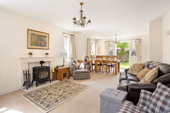 1 The Sidings 296...