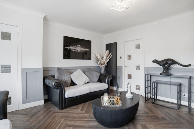 44 Greenwell Street, Fauldhouse photo 4