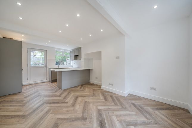 145, Canterbury Road, Morden photo 4