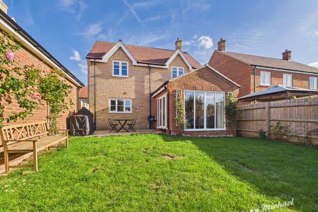13 Clifford Road, Aylesbury photo 3
