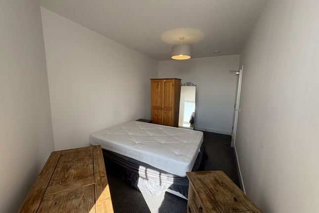Flat Garland Place, Dundee, Dundee photo 3