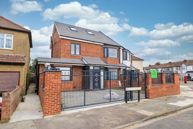 Thumbnail Semi-detached house to rent in Larmans Road, Enfield