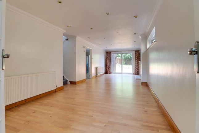 20, Ranleigh Walk, Harpenden photo 4