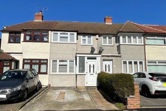 2-bed house on 65 Diban Avenue, Elm Park, Hornchurch, £400,000