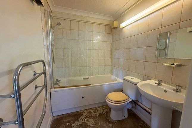 Flat 3, Homecroft House, Sylvan Way, Bognor Regis photo 5