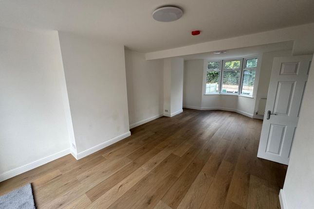 9, Heath Lane, Dartford photo 5