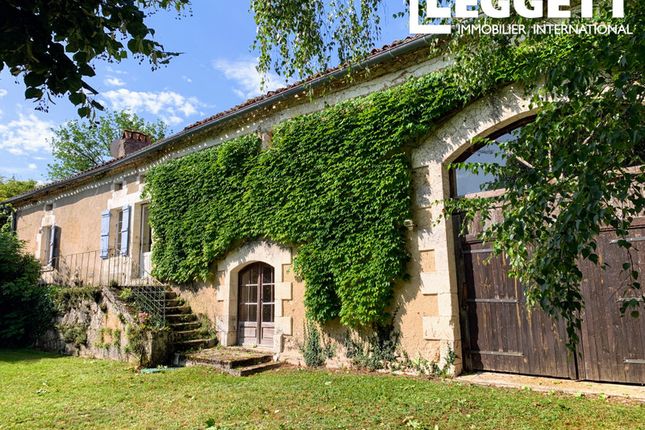 Thumbnail Villa for sale in Saint Privat En Périgord, Dordogne, Nouvelle-Aquitaine
