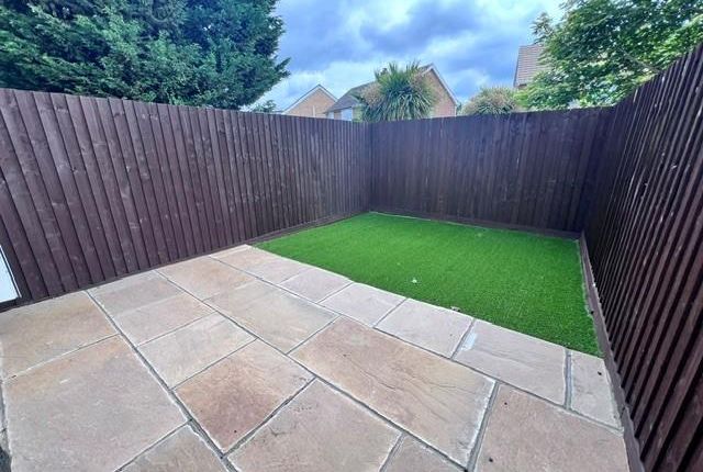 16, Kensington Close, Nottingham photo 5