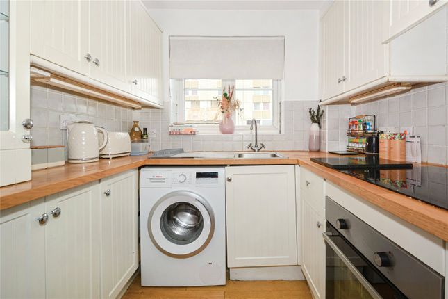 Flat for sale in Hallingbury Court, Walthamstow, London