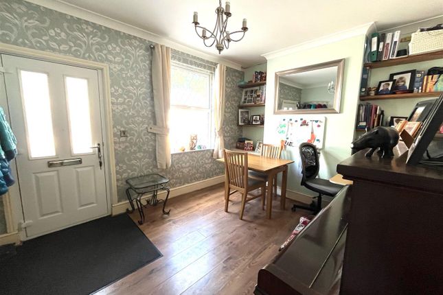 6, Wharf Road, Rugeley photo 4