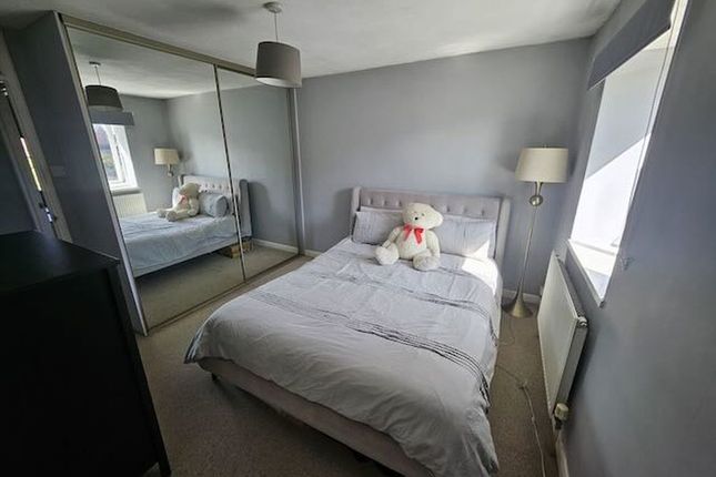 6, The Valls, Bristol photo 5