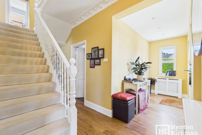 5, Shanklin Avenue, Billericay photo 3
