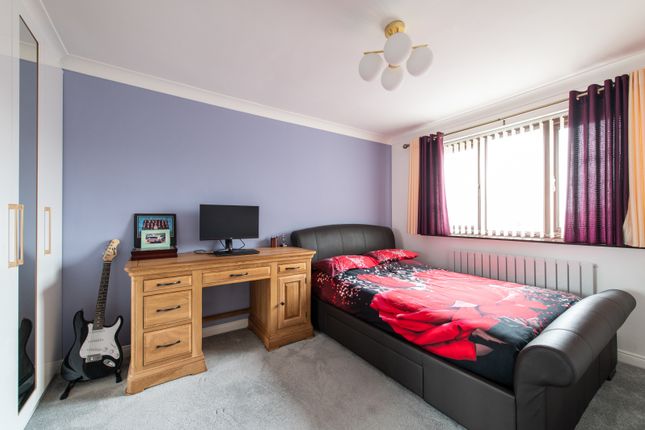 Detached house for sale in Darland Avenue, Darland, Gillingham, Kent