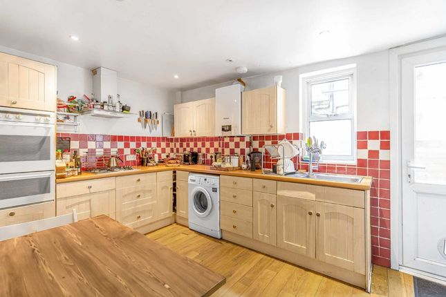 Terraced house to rent in Devonshire Road, London