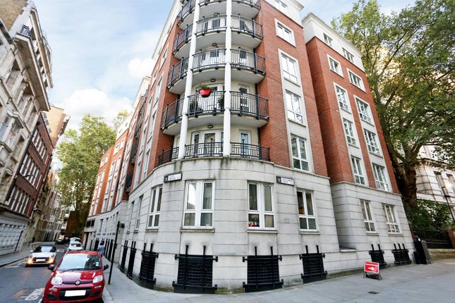 Flat to rent in Milton House, Little Britain, London