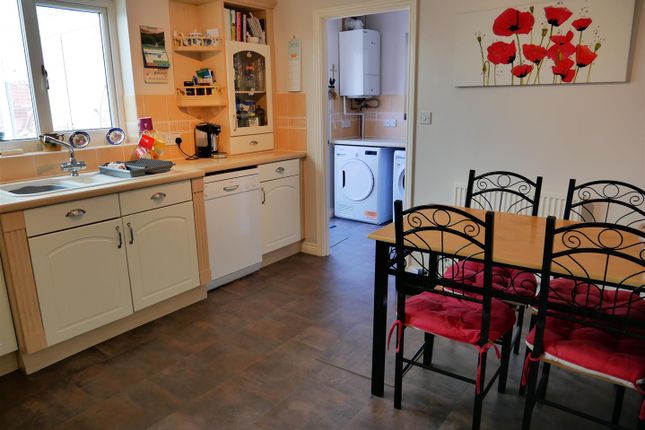 61, Newbury Avenue, Calne photo 4