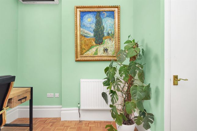 Flat for sale in St. Gabriels Road, Mapesbury, London