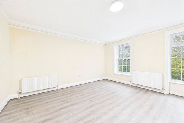 MARKETING CARD,, Flat 10, Newbury House, Newbury photo 3