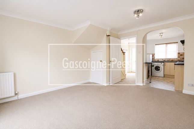 3-bed terraced on ., Epsom, £2,150/mo