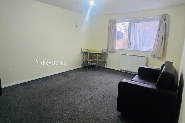 200, Gurney Close, Barking photo 2