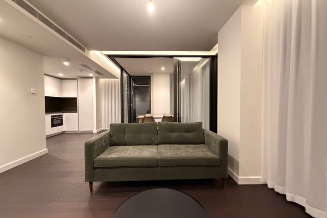 Flat 3804, 67 Bondway, London photo 4
