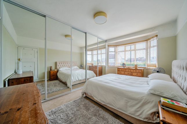 204, Perry Hill, London photo 4
