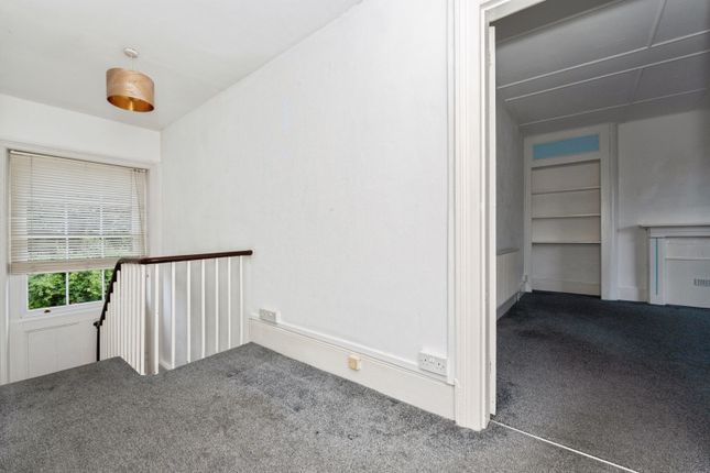 64C,, Wrotham Road, Kent photo 2