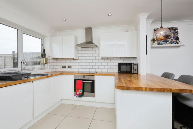 2-bed house on 27, Maywood Avenue, Eastbourne, £240,000