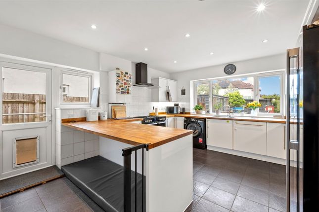 126, Beverley Way, London photo 3