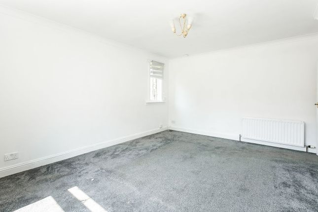 86a, Kemnay Gardens, Dundee photo 4