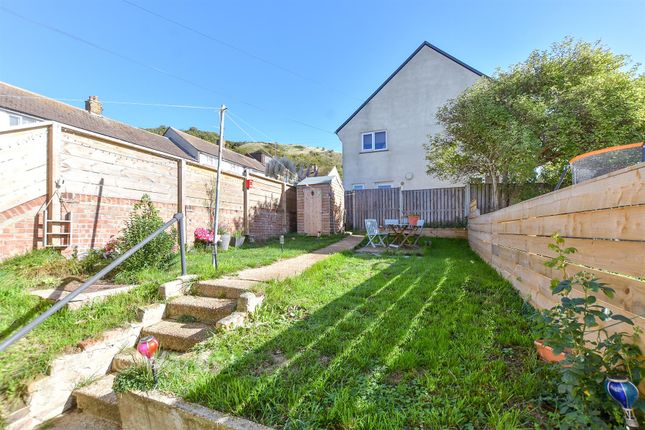 8, St. Giles Road, Nr Dover photo 2