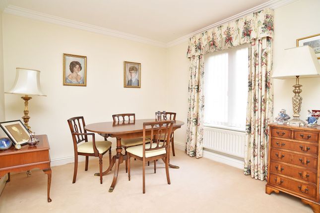 Flat 1, Brackenwood 58a Kent Road, Harrogate photo 3