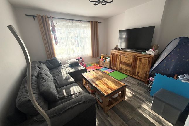 41, Appleyard, Peterborough photo 3