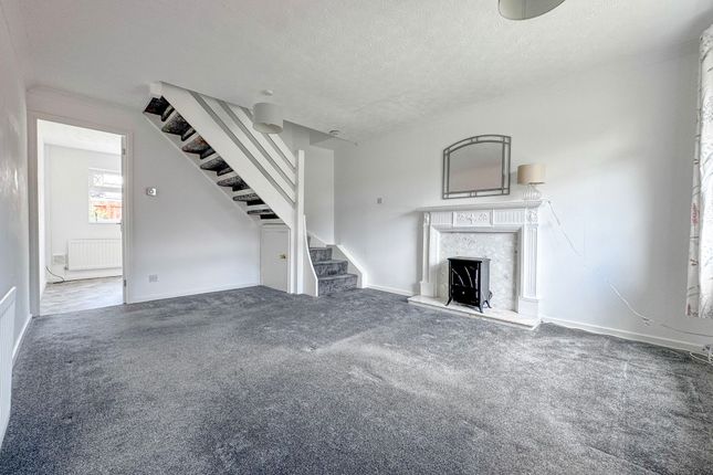 18, Heworth Drive, Stockton-on-Tees photo 2
