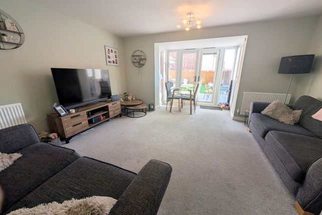 26, Fleece Lane, Nuneaton photo 2
