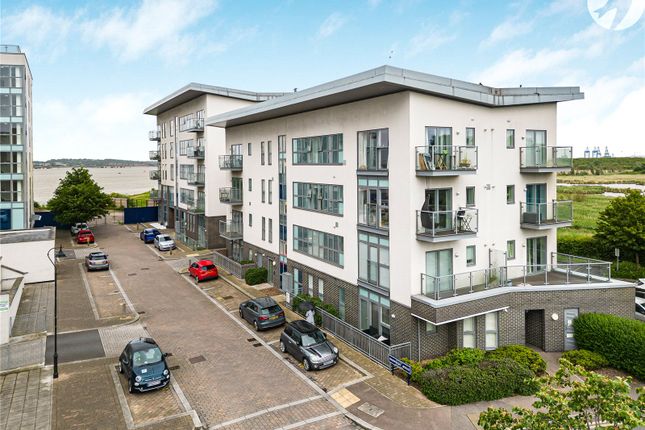 Thumbnail Flat for sale in Grove House, Wainwright Avenue, Greenhithe