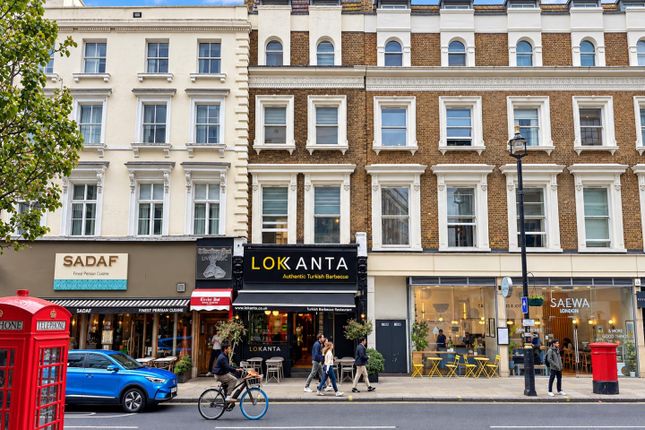 Flat 1, 31 Westbourne Grove, London photo 2